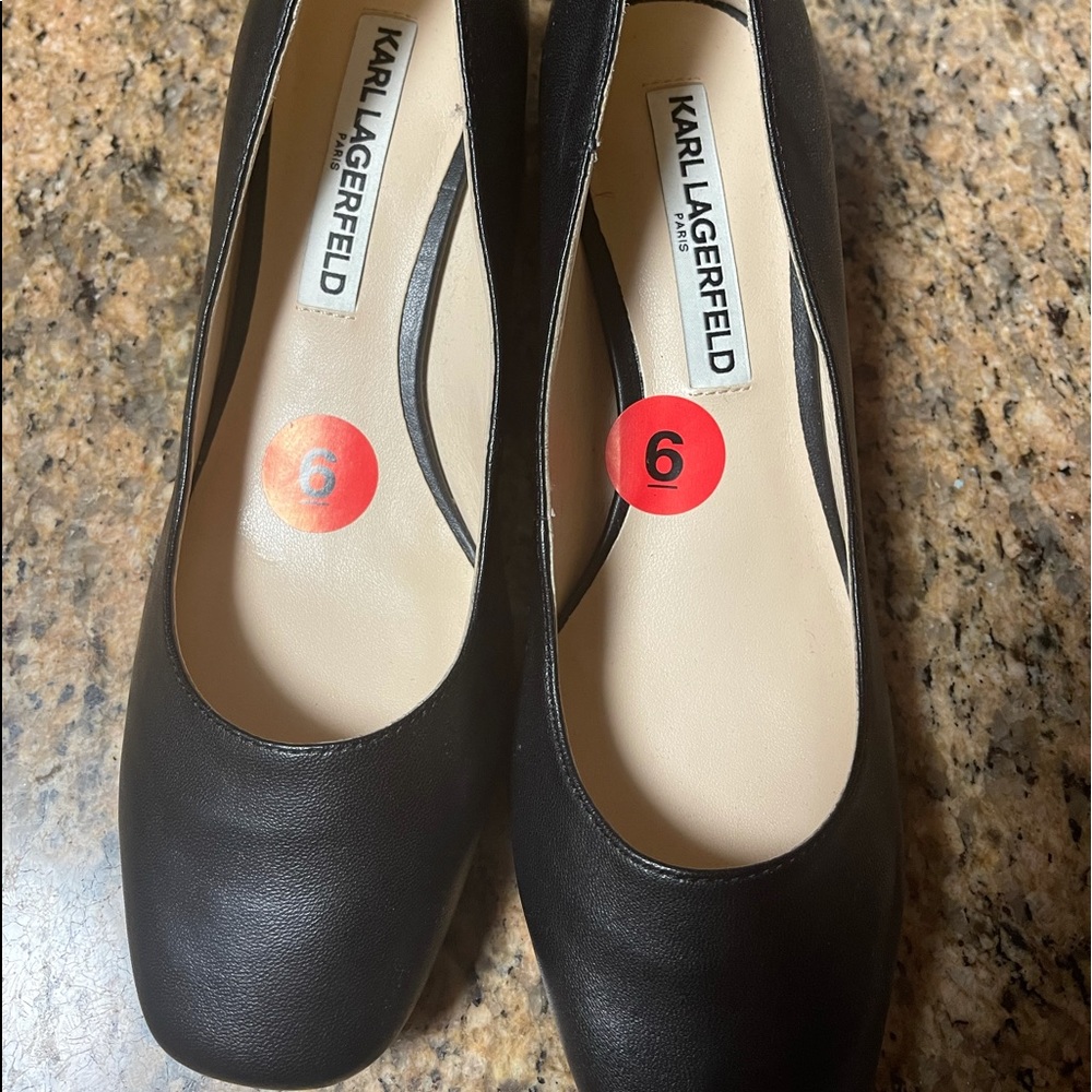 One inch heeled square toe black leather shoes